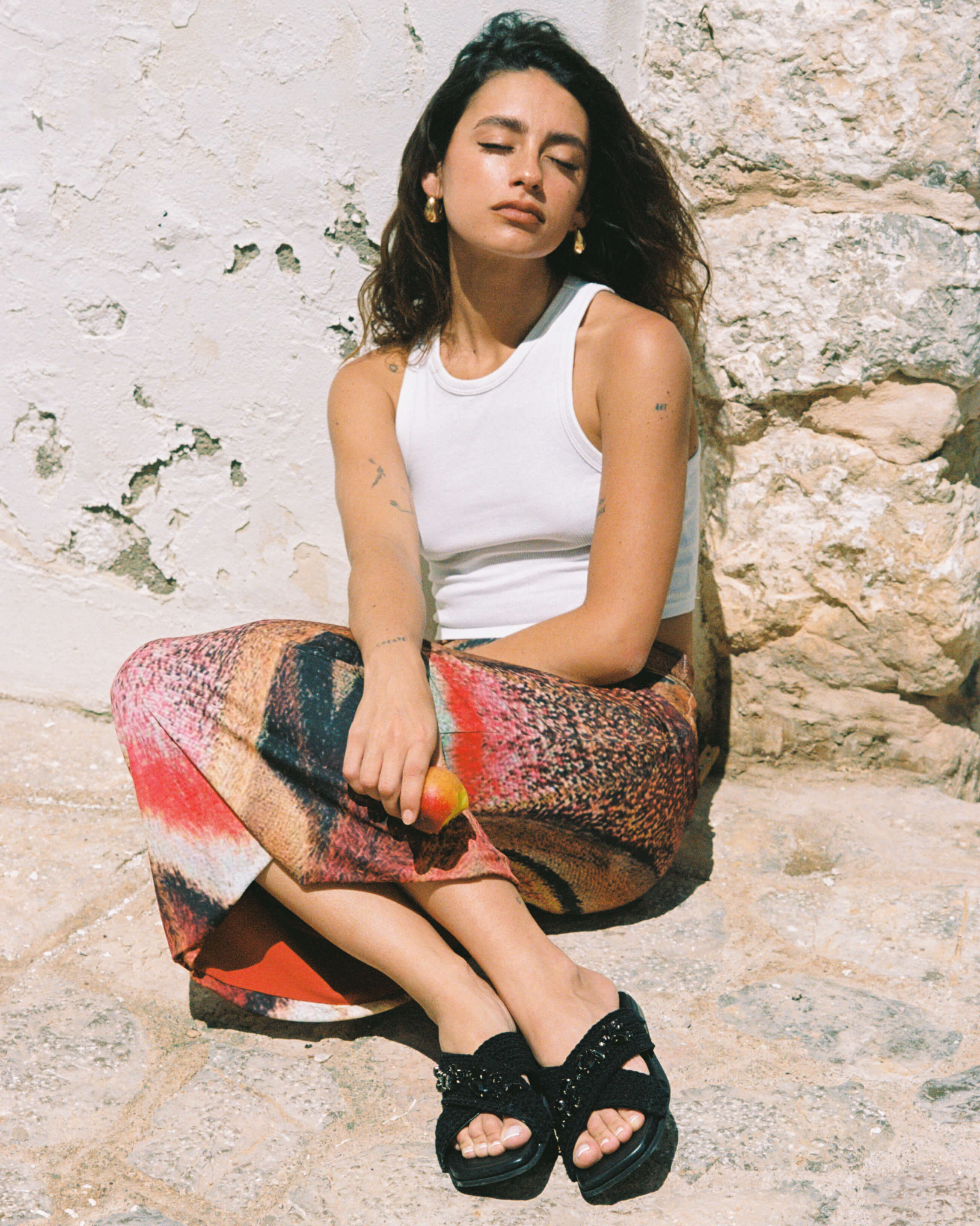 Woven Crossed Stones